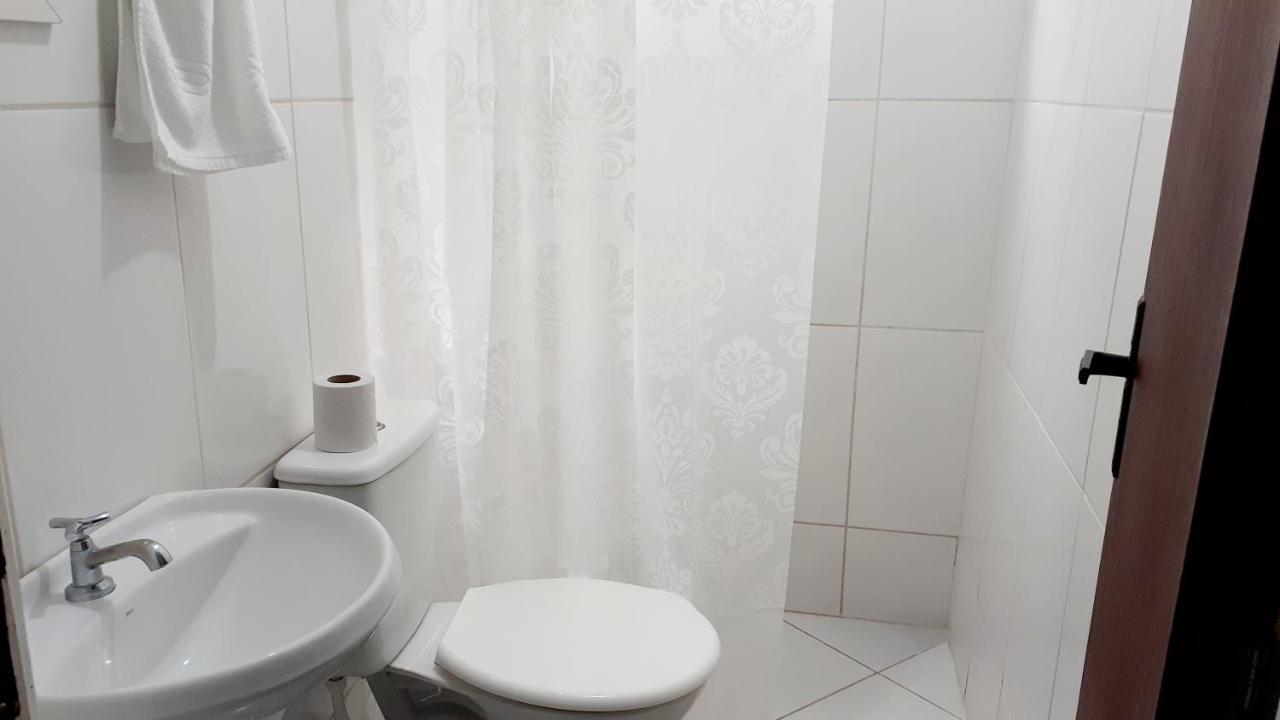 Hotel Bella Julia Жоїнвіль Екстер'єр фото