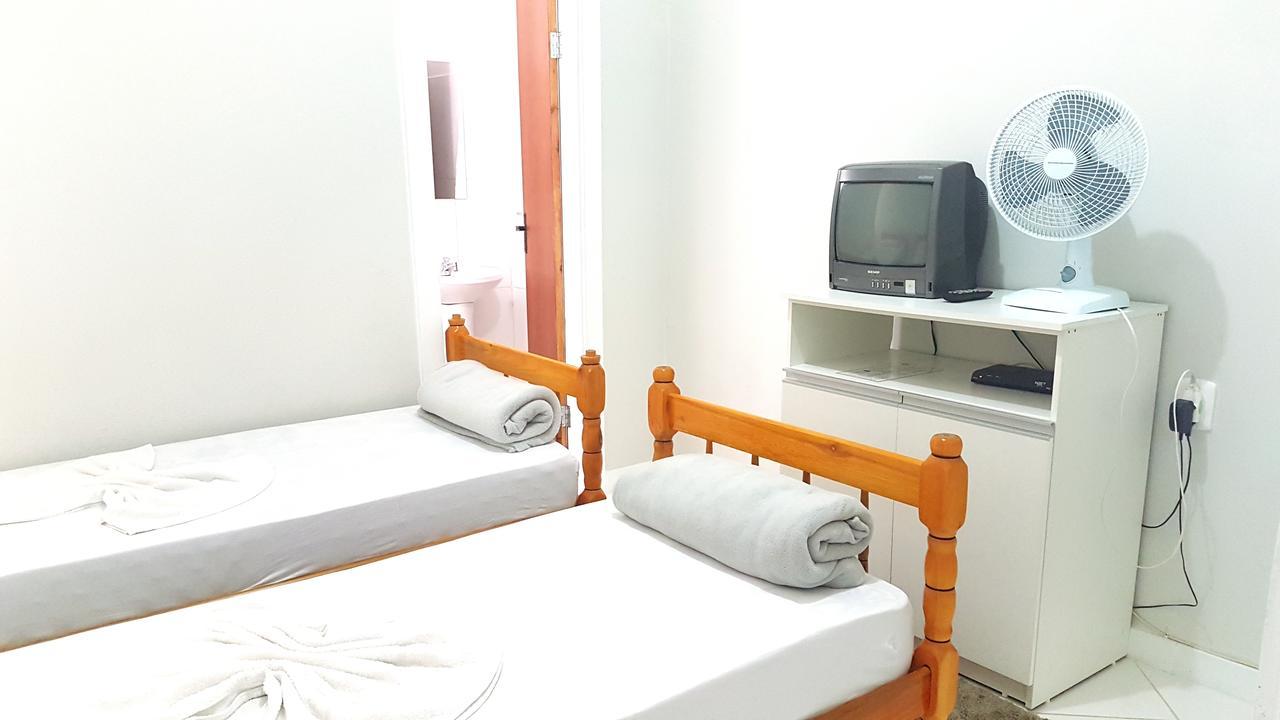 Hotel Bella Julia Жоїнвіль Екстер'єр фото